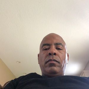 Meet your Posher, Deron